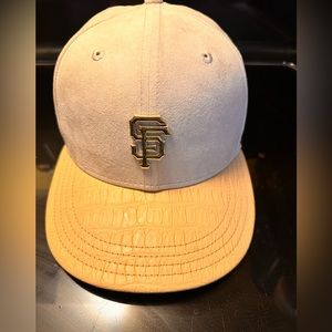 New era black label San Francisco giants hat